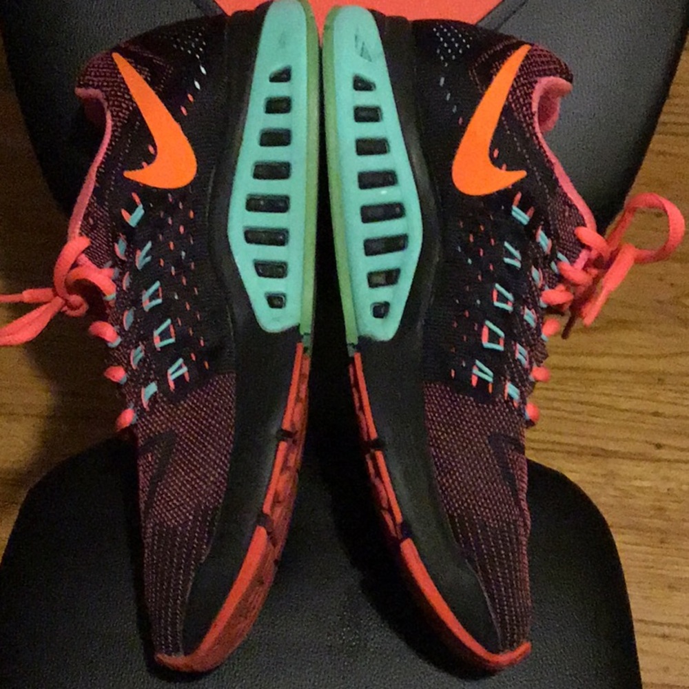 Nike Zoom Structure 18 - Picture 3 of 8